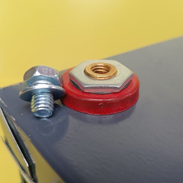 Lithium battery terminal