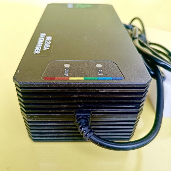 EV CHARGER [IMPORTED 69.2V+6A] Leaf 60v 6amp Lifepo4 charger