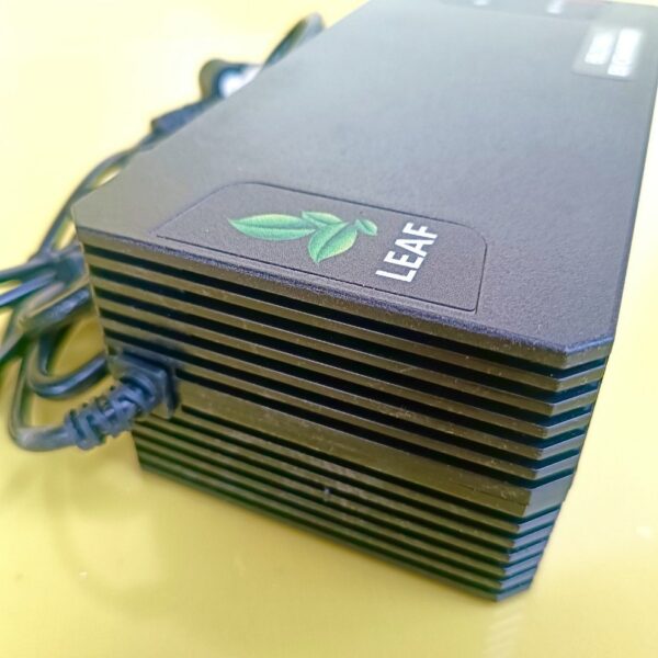 EV CHARGER [IMPORTED 69.2V+6A] Leaf 60v 6amp Lifepo4 charger